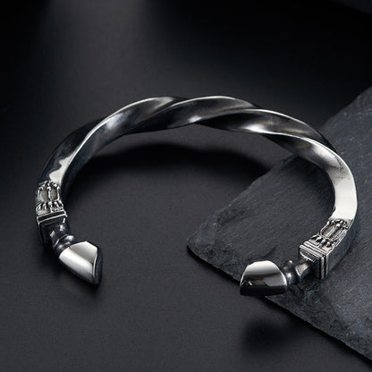 Twist Horseshoe Bracelet