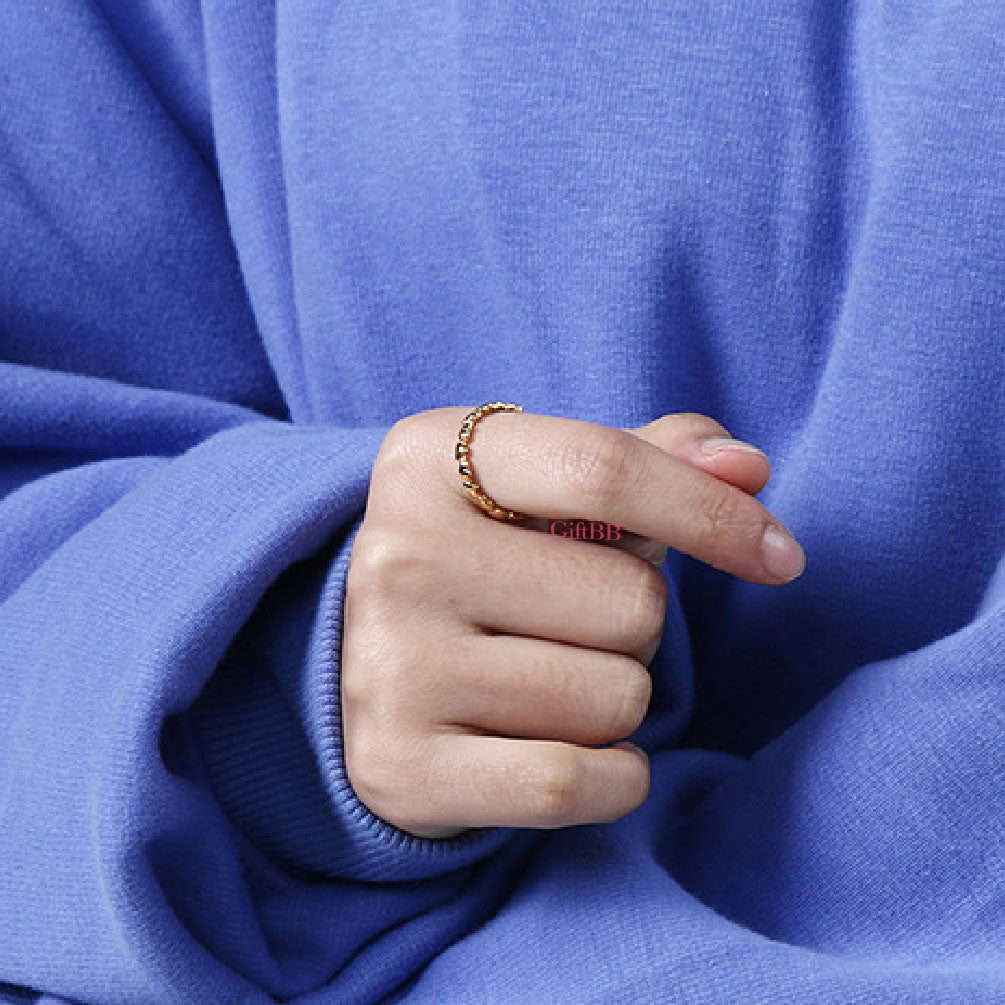 Women's Simple Heart-shaped Titanium Pinky Ring - GiftBB.com